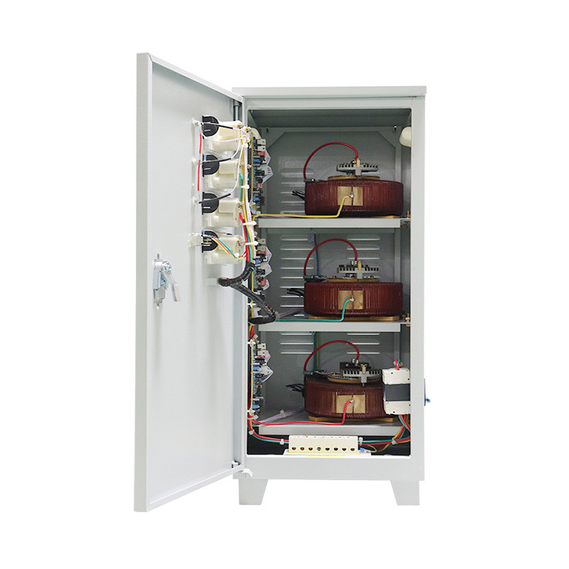 9000VA Driefasige automatische spanningsregelaar 380VAC Vermogen AVR Industrieel stabilisator Fabriek Direct verkoop