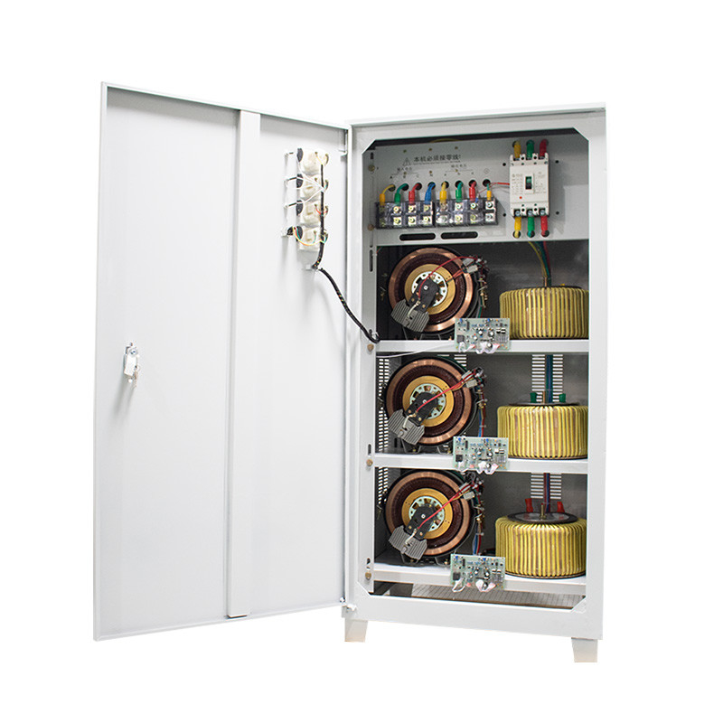 TNS ((SVC) -75KVA wisselstroomstroomstabilisator Driefasige automatische spanningsregelaar Stabilisatoren AVR 380V 230V 220V 400V 415V 440V 480V